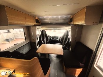 B 5Adria Matrix670SL Semintegrale5Posti Adria Letti Gemelli Posteriori Veicolo ANoleggio Nolo Camper Sedili